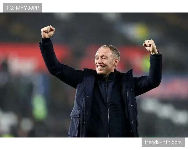 史蒂夫·布鲁斯重返英超,率新军迎战顶级联赛挑战 史蒂夫·布鲁斯重返英超,率新军迎战顶级联赛挑战