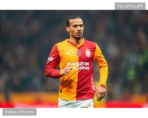 家庭支持与教练指导双轮驱动,萨内成长之路彰显足球天赋 家庭支持与教练指导双轮驱动,萨内成长之路彰显足球天赋