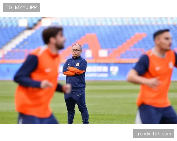 山东泰山表面强队形象下问题显现，当前阶段竞争稳定性面临考验