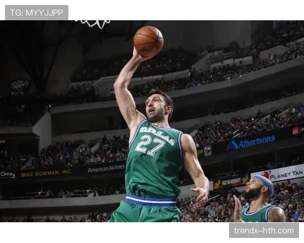 博古特挡拆护框提升防守稳定性拉开球队内线空间